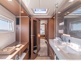 Lagoon 46 Owners shower room